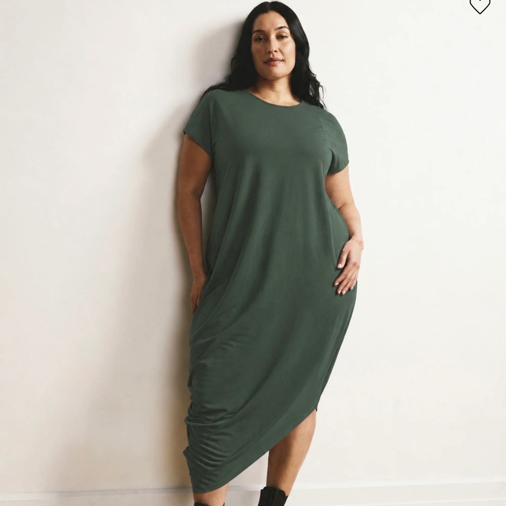 Universal Standard Geneva Dress Forest Green Asymmetric Midi 3XL, 6XL Women